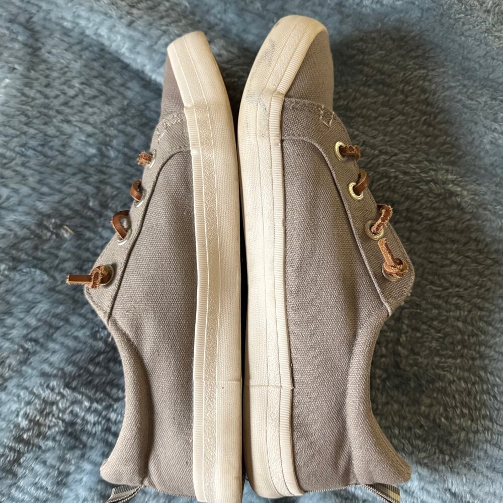 Tommy Bahama Women's Shoe